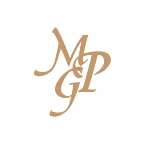 Maître Parfumeur Et Gantier