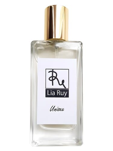 Unisex by Lia Ruy
