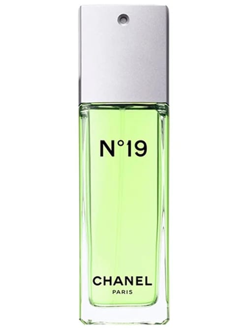 Nº 19 by Chanel
