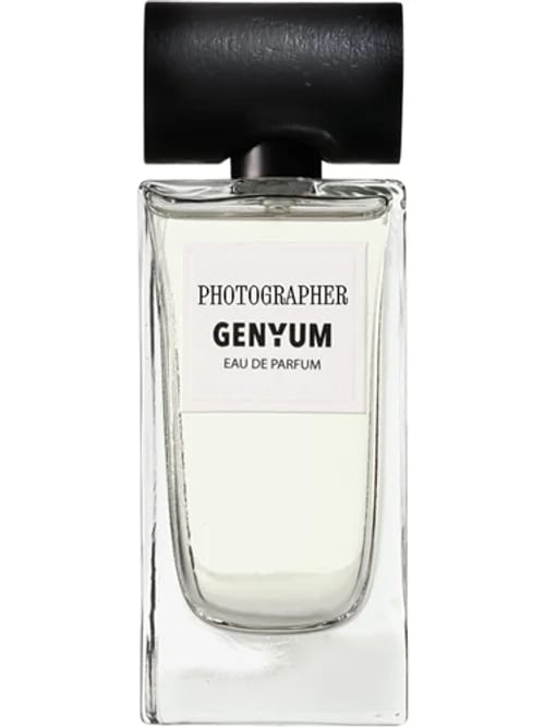 Photographer by Genyum